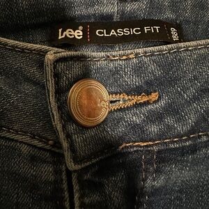 Lee Classic Fit Women's Straight Leg Jeans - Blue